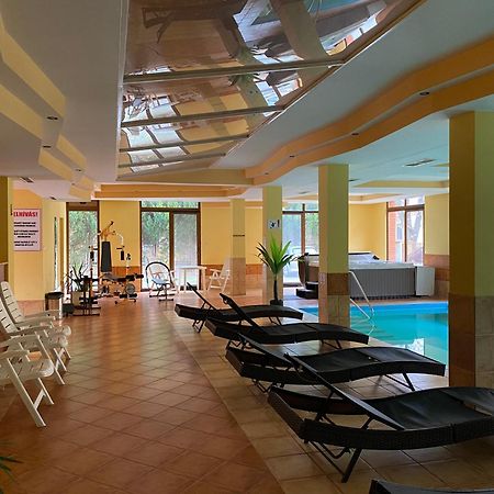 Dorina Wellness Apartman ชิโอฟก ภายนอก รูปภาพ