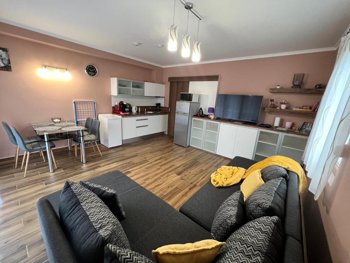 Dorina Wellness Apartman ชิโอฟก ภายนอก รูปภาพ
