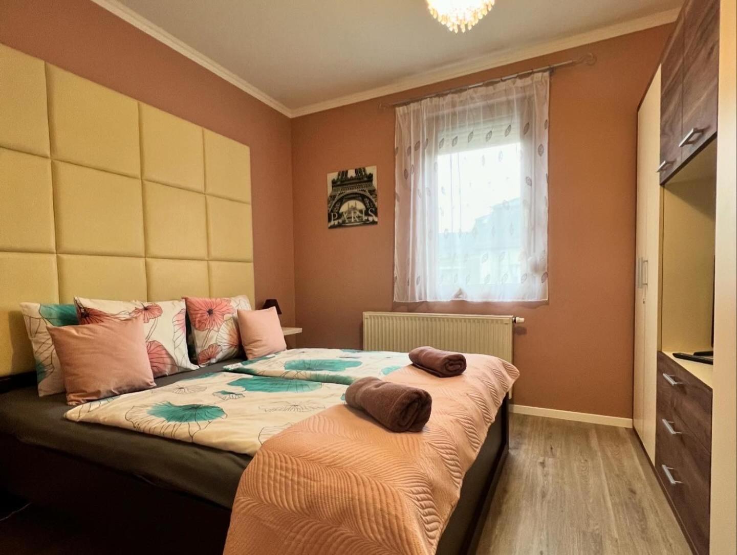 Dorina Wellness Apartman ชิโอฟก ภายนอก รูปภาพ