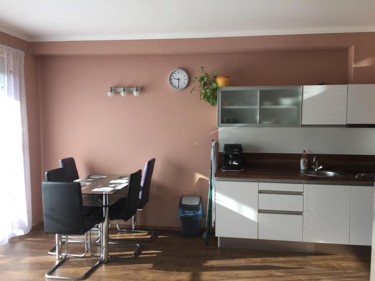 Dorina Wellness Apartman ชิโอฟก ภายนอก รูปภาพ